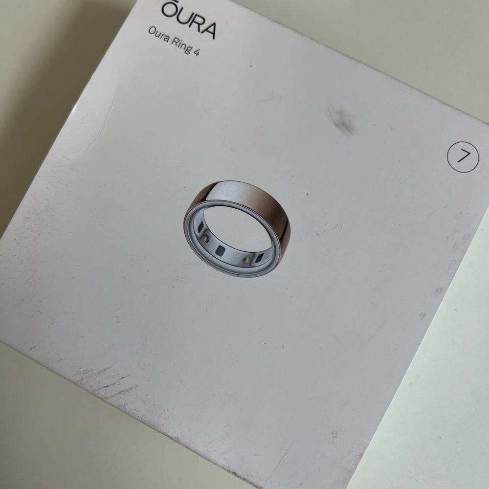 ✨ NIB Size 7 OURA Ring 4 in Rose Gold